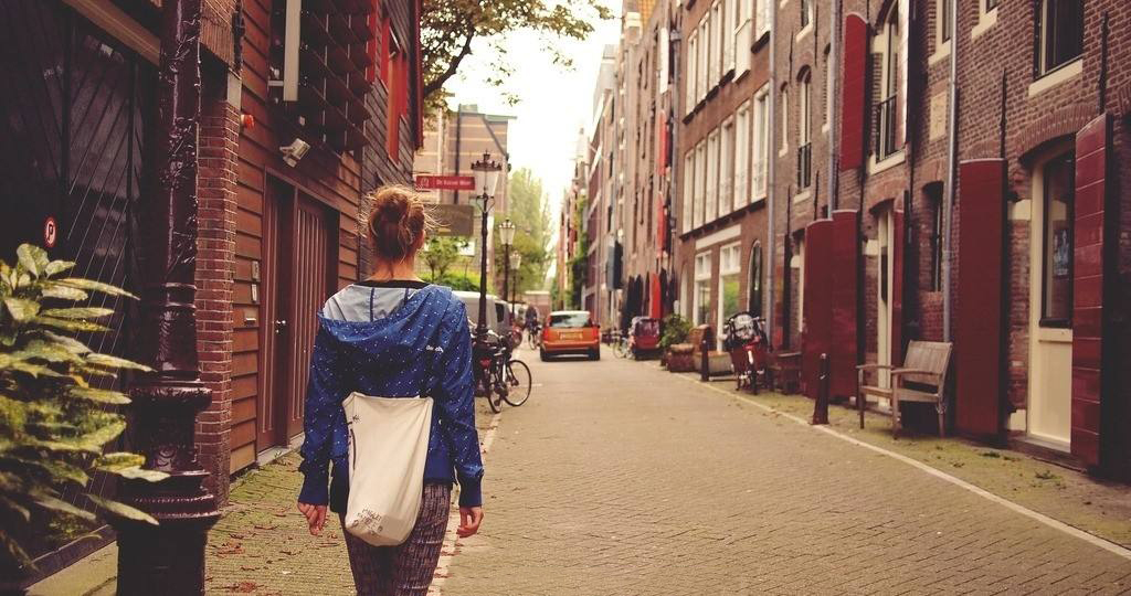 峨眉山观后感,乐山峨眉山金顶旅游攻略