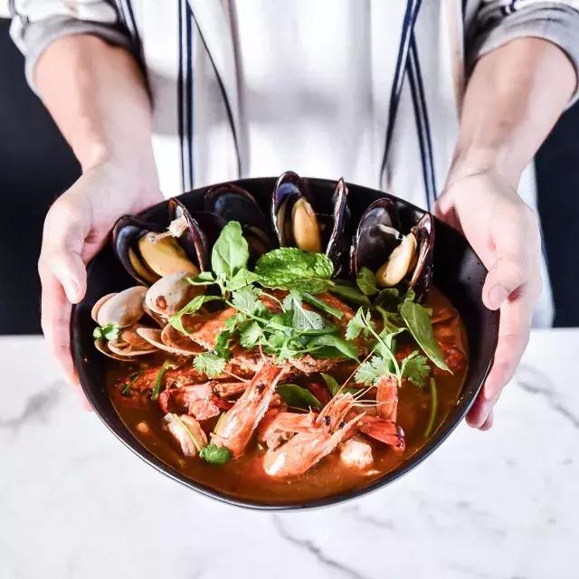 泰国冬阴功汤正宗做法,泰国冬阴功汤做法视频