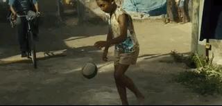 9岁擦皮鞋，20岁身价近1亿欧元，你一定听过他的名字！