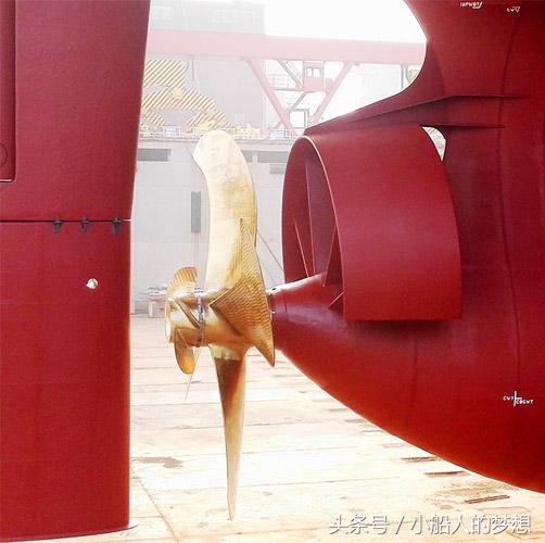 大型船只的螺旋桨为什么那么小,大型船舶的螺旋桨有多快