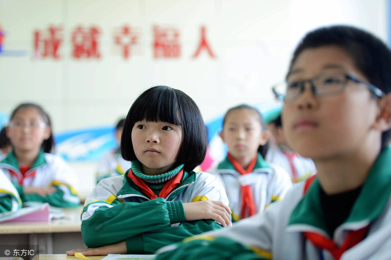 开学一星期了妈妈还是会难过,开学了当妈妈的一万个不舍