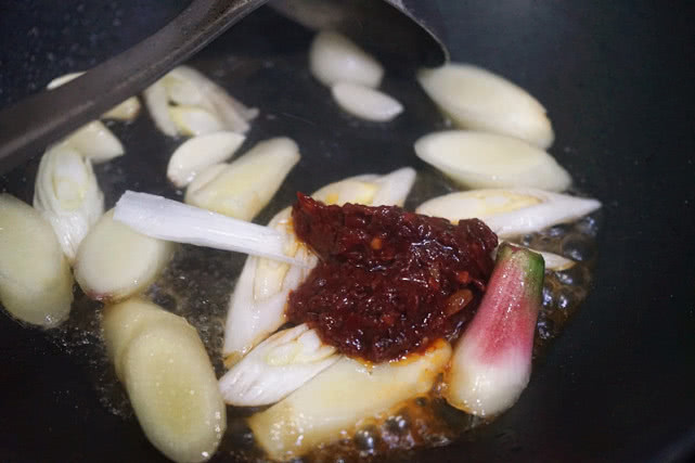 鸡爪不脱骨的凉拌做法,鸡爪脱骨了怎么做好吃