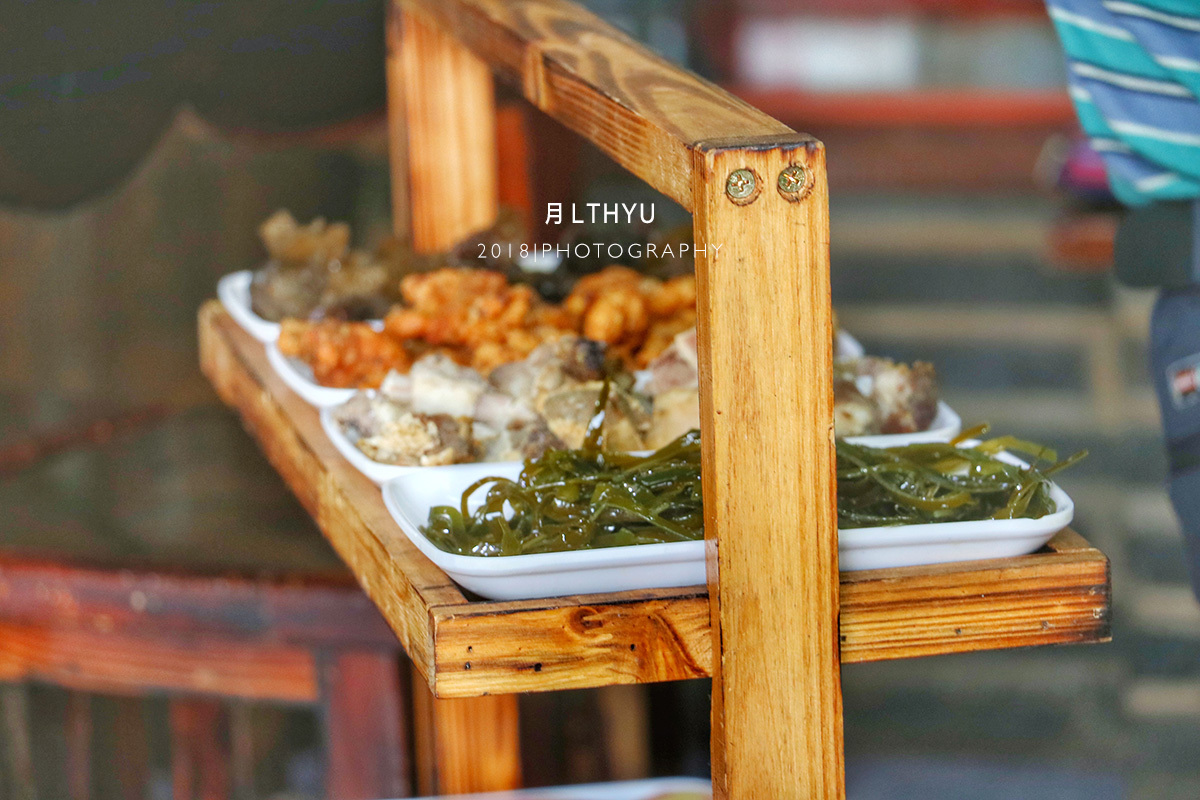 云南汽锅鱼为什么用草帽,云南十八怪草帽当锅盖图