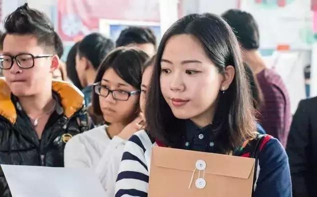 女生学前端怎么样,学web前端还是学前端