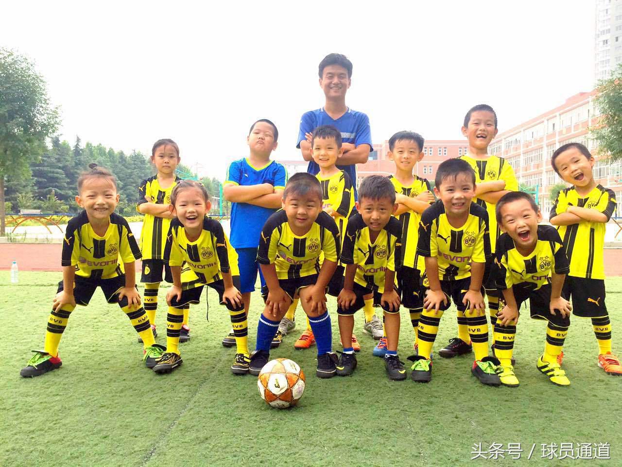 汉森足球培训,足球球员汉森