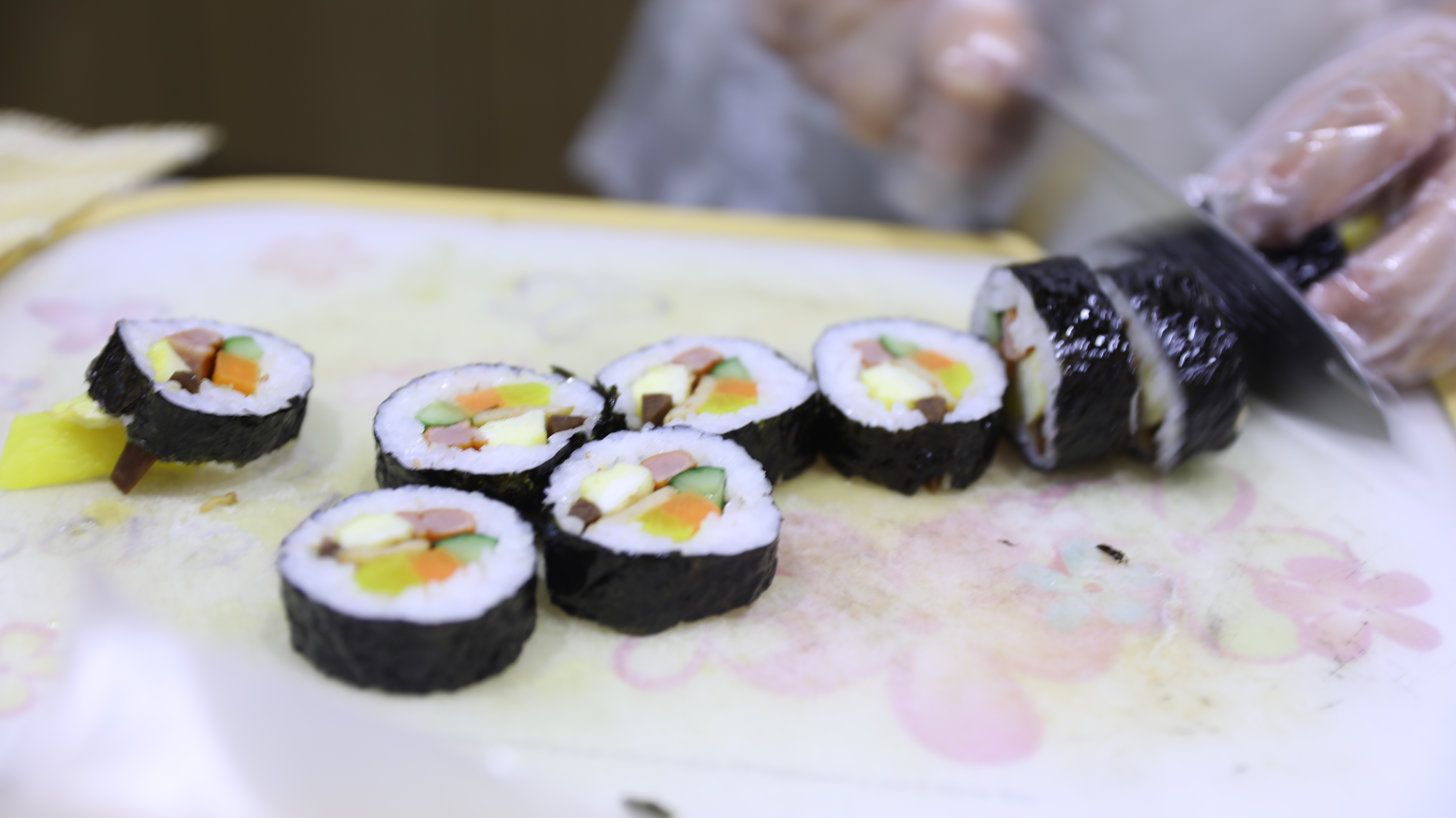 怎么做泡菜肥牛紫菜包饭,紫菜泡菜的制作方法