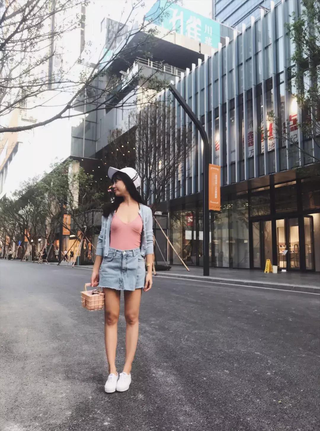 Gucci这是在逼我们把泳衣穿上街？