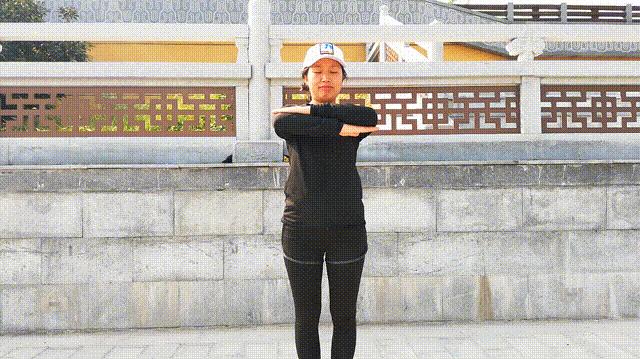 肩周炎冻结肩保守治疗方法,肩周炎自愈的3个阶段图