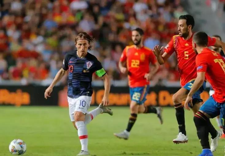 一场造5球！谁能想到世界杯亚军最惨失利是拜这妖星所赐