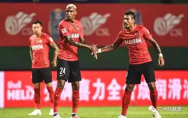 恒大发布足协杯对上港二番战海报,恒大发布战鲁能海报