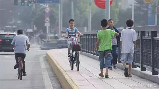 如何做好孩子的安全防护工作,如何做好孩子自身安全保护