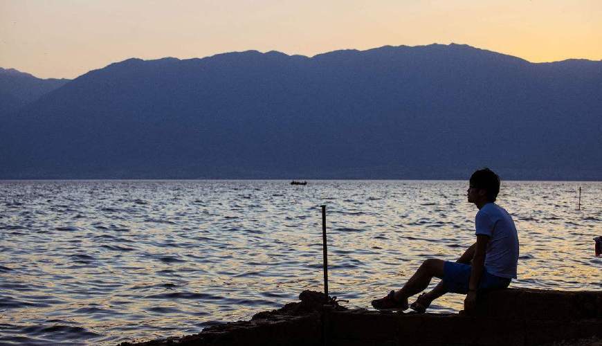 大学想家了莫名的心酸,在大学里想家怎么办