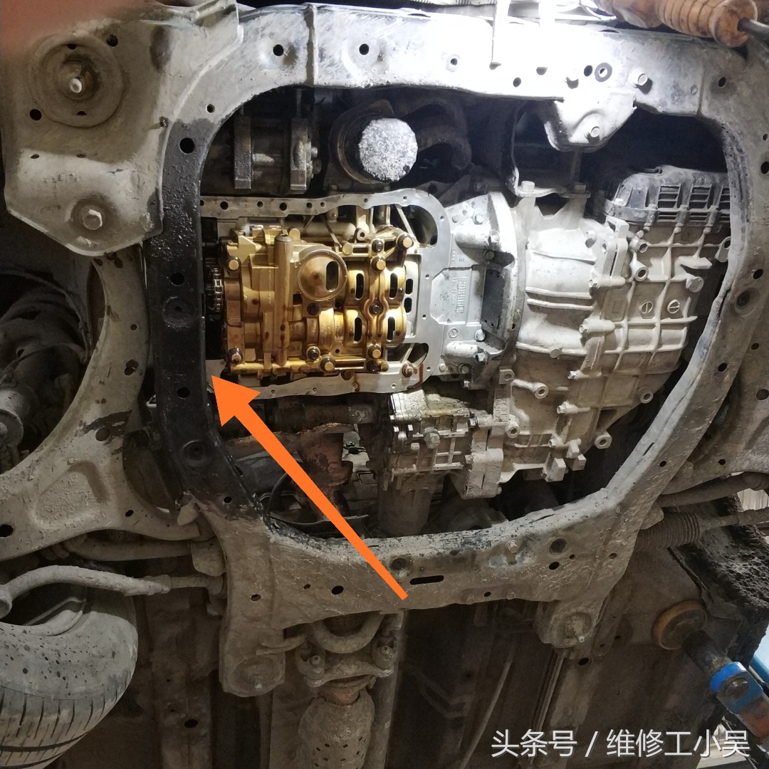 发动机油底壳磕碰了需要更换吗,宝马b48油底壳漏油要换油底壳吗