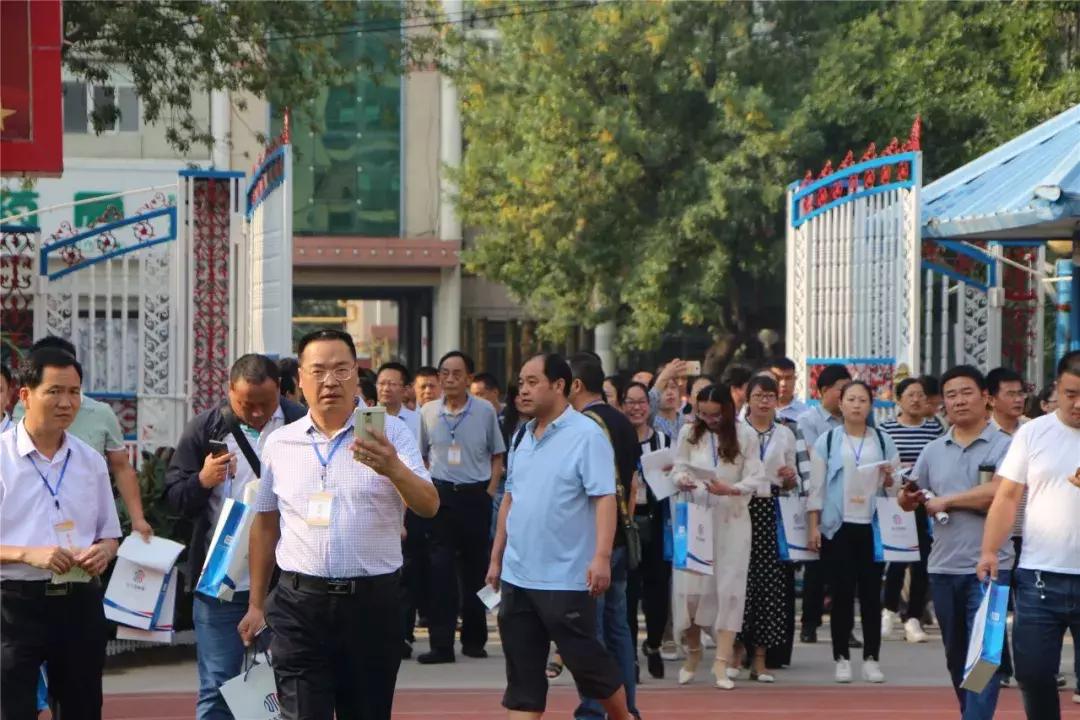 千人参会,金太阳教育2018整体备考策略研讨会在衡水十三中召开