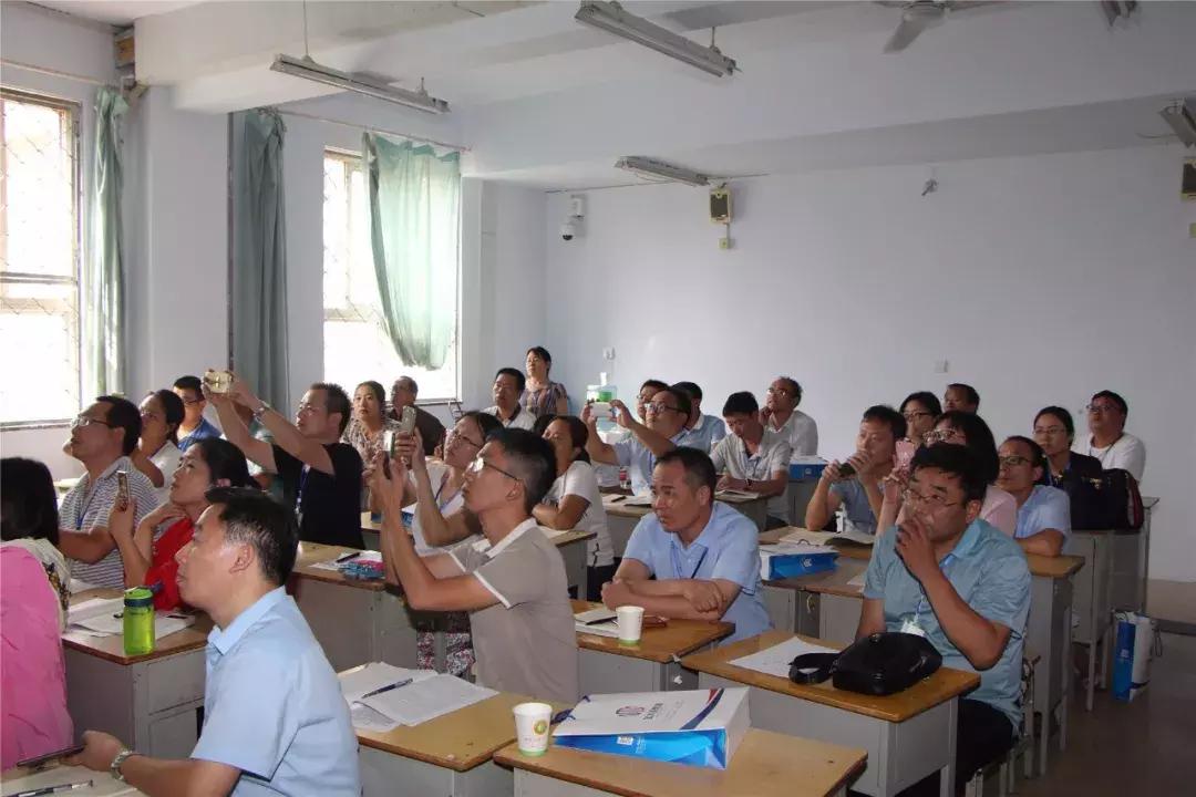 千人参会,金太阳教育2018整体备考策略研讨会在衡水十三中召开