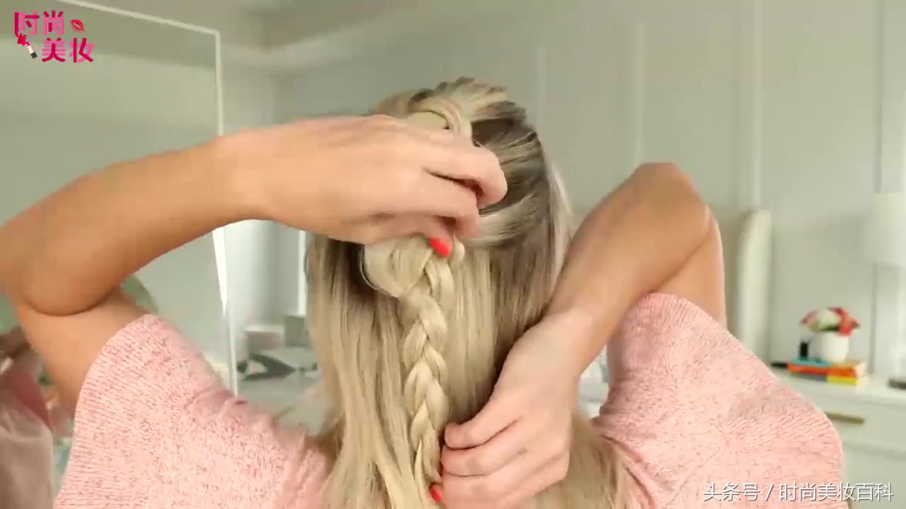 时尚发型编发教程简单的,发型女2021流行编发中长发