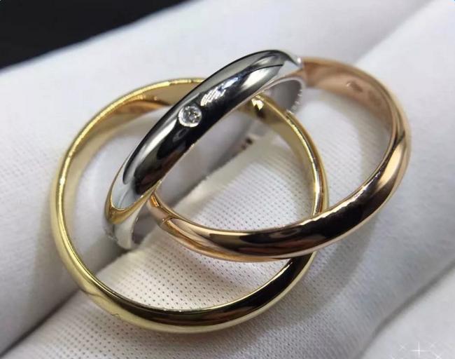 买的黄金戒指掉漆了,买的黄金戒指小了怎么办