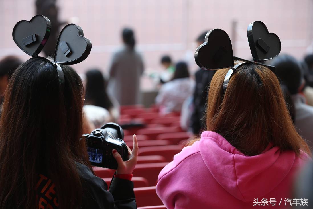 北京浪琴马术比赛2018 (第十届浪琴表鸟巢国际马术大师赛)