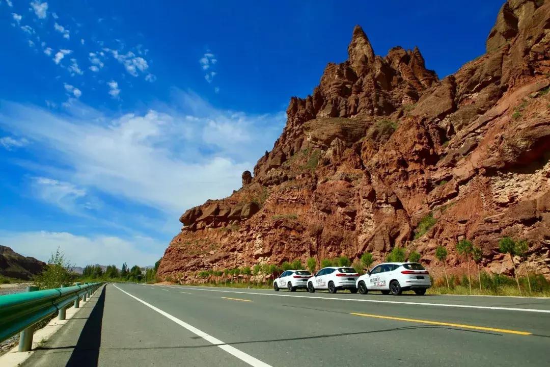 最新款比亚迪宋越野实测,比亚迪宋穿越罗布泊