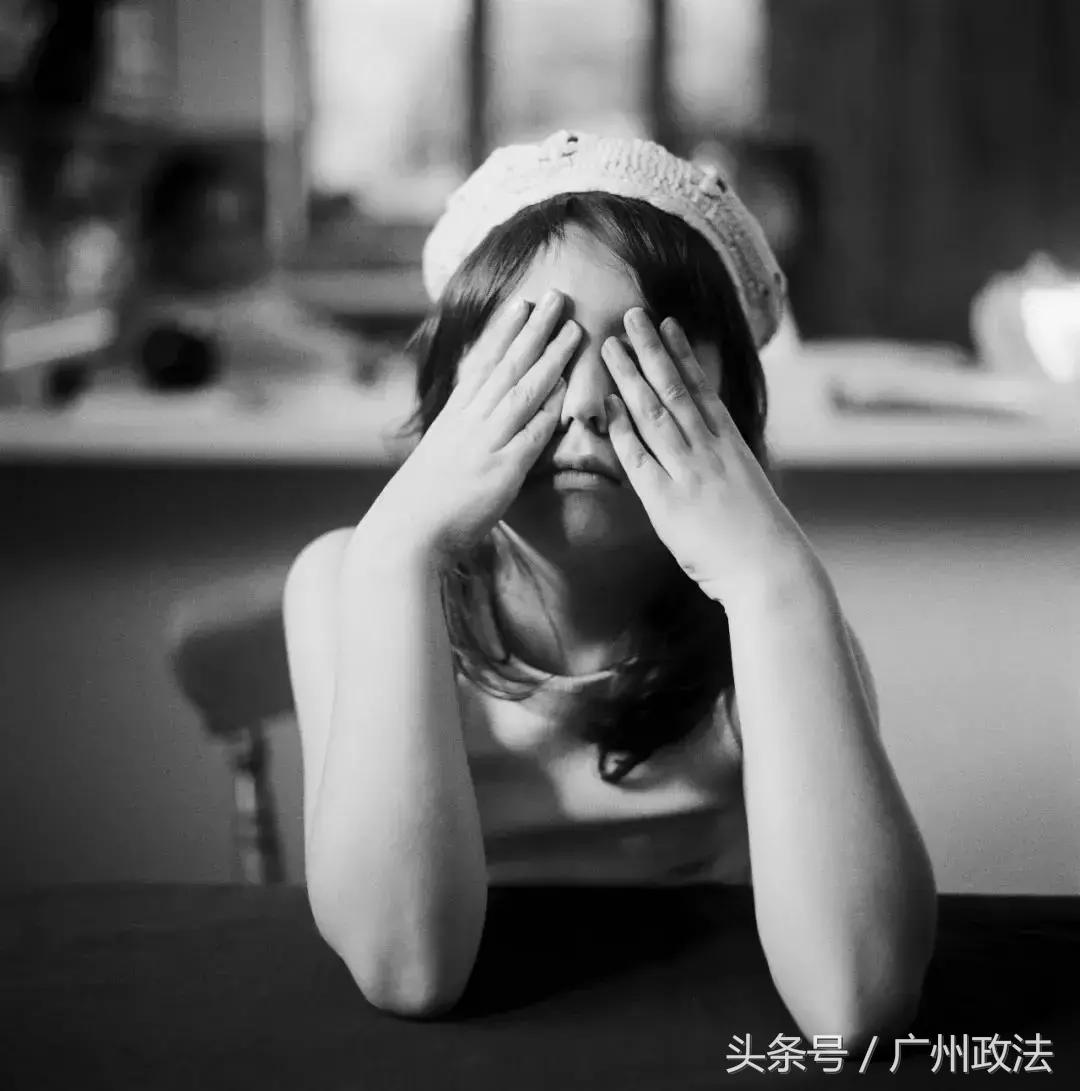 3年级女孩来例假,三周岁女孩来假性例假