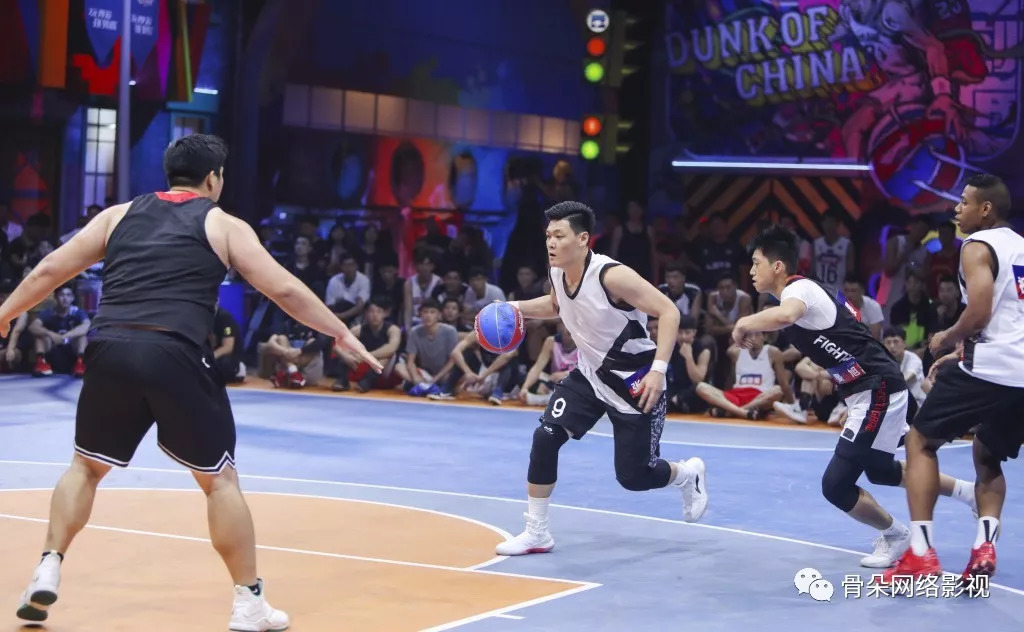 谁不爱库里,重庆灌篮男孩