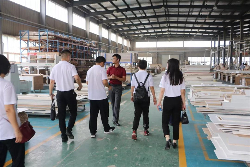 安徽尚佰木门,尚佰木门整木