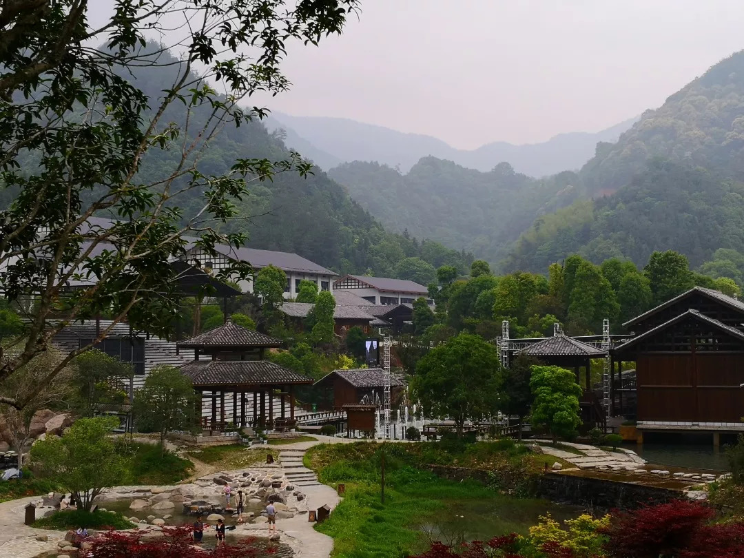铜鼓汤里温泉是真温泉么,世外桃源温泉度假村
