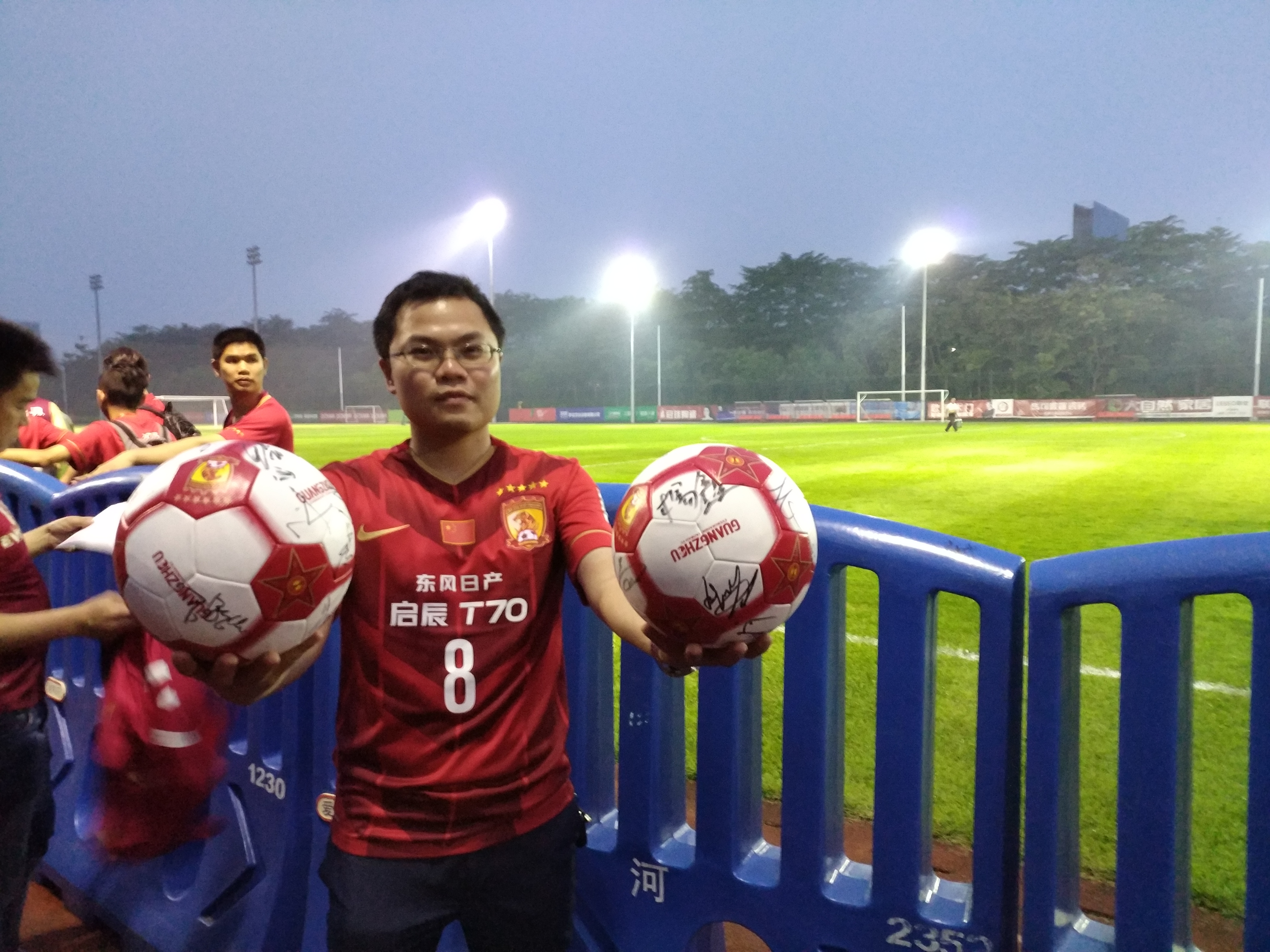 广州恒大足球成功的原因,广州恒大足球主场效果图