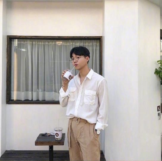 180男生秋季小奶狗穿搭推荐,奶狗风男生少年感穿搭