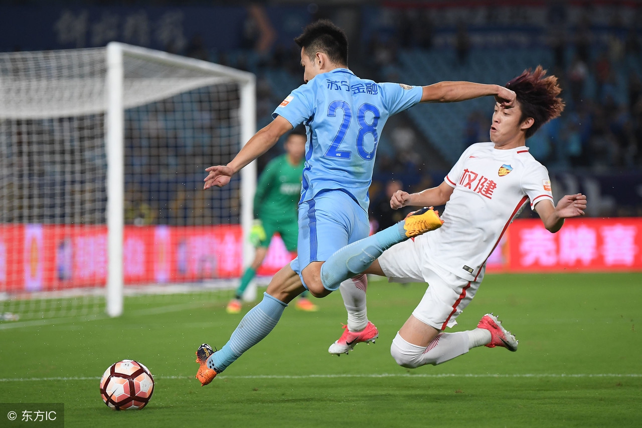 杨笑天推射破门,杨笑天脚后跟传球