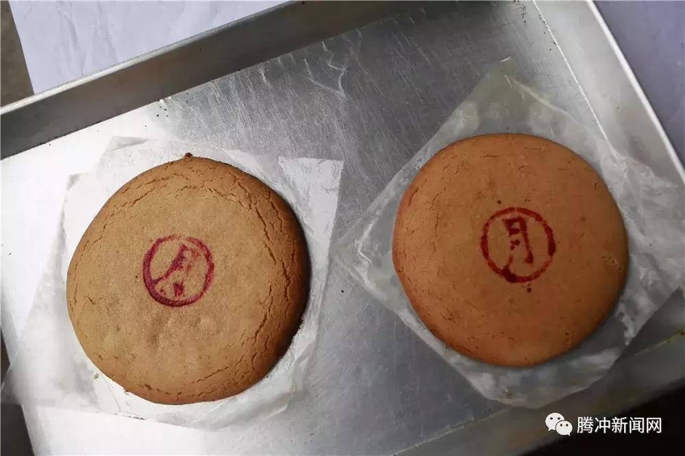 吃月饼感受节日的气息,吃月饼时的味道