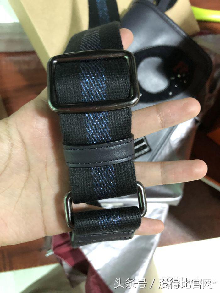 蔻驰crossbody男包,蔻驰dinky亮皮