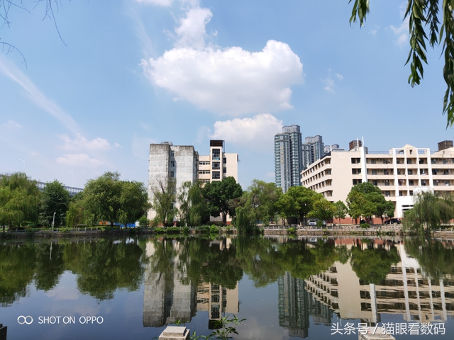 oppor17前置拍照,oppor17自拍效果怎么样