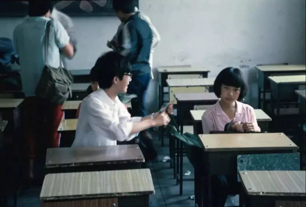 七八十年代学生珍贵影像,80后中学回忆的真实照片