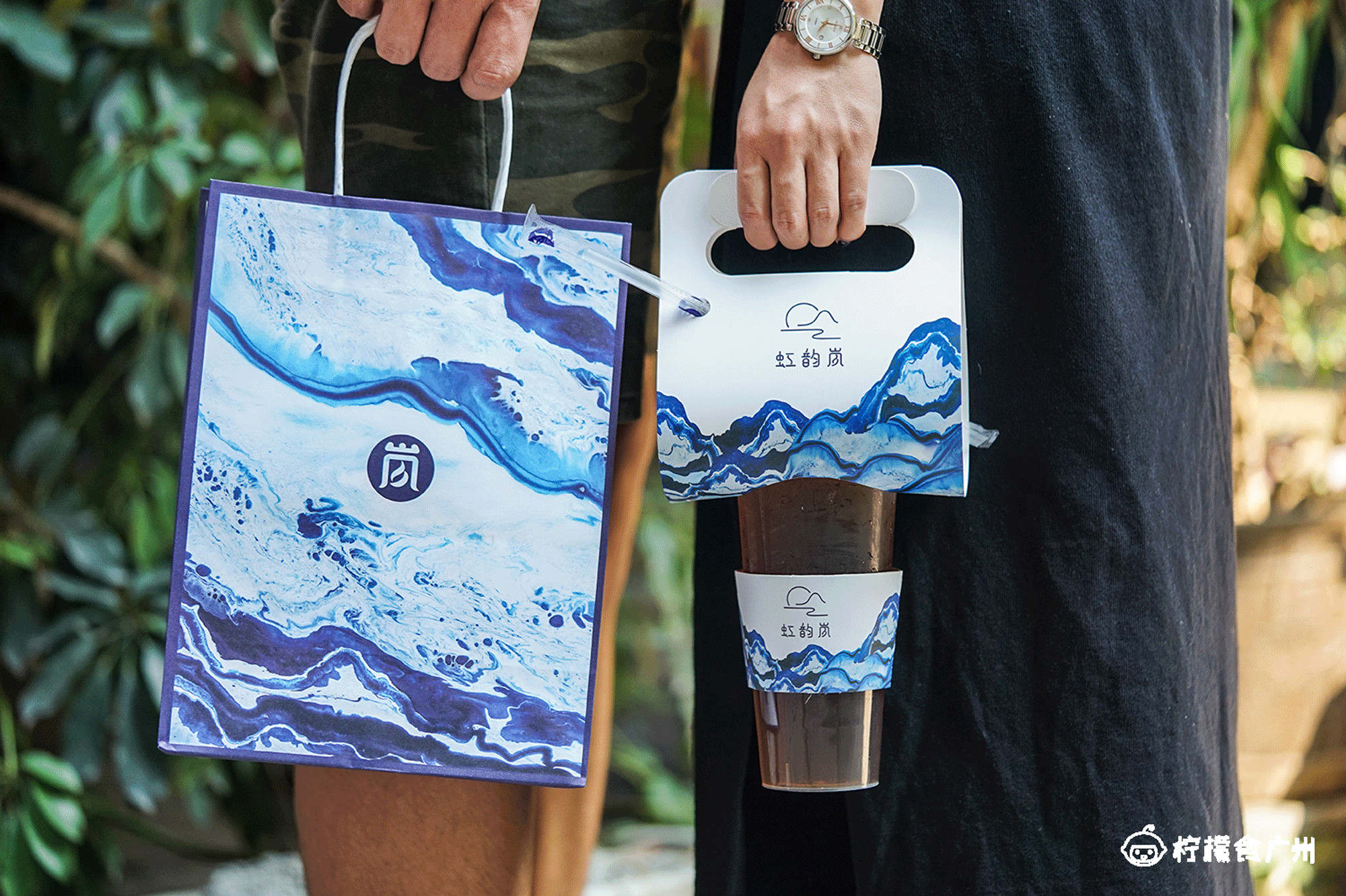 1个月前，六运来了杯“粉色苦瓜茶”，连续7天买一送一！