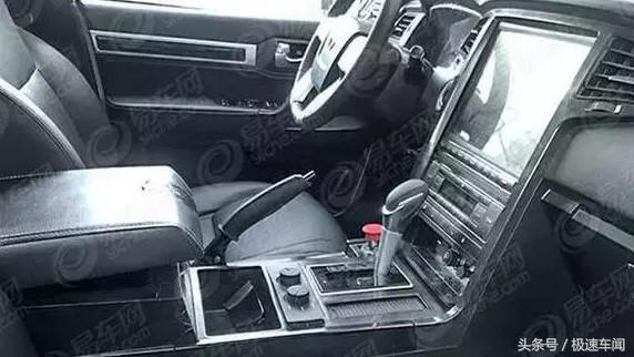 老款陆巡v8对比新款v6,全新陆巡2020款5.7v8