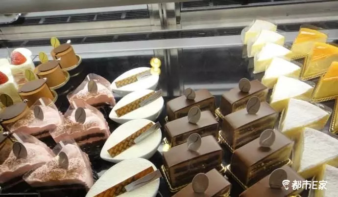 如何防止别人停车刮蹭到自己的车,慌乱怎么办最有效