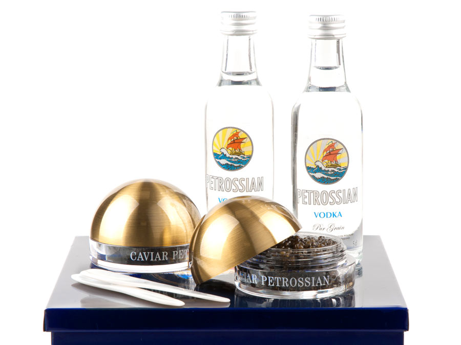 顶级鱼子酱美食,四大美食之一的鱼子酱