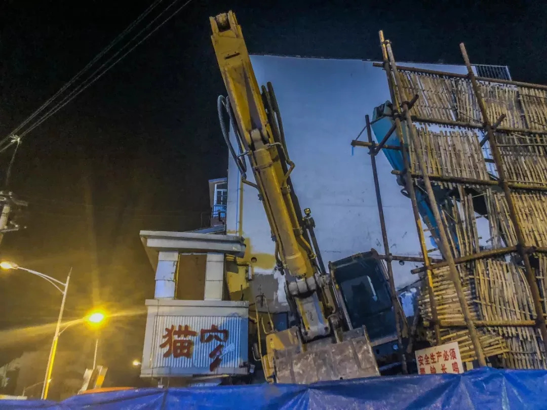 南京的夜晚真实图片,2005年的南京街头真实影像