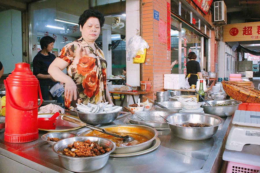 没有256G的胃，还敢到东海嗑海鲜？