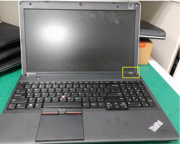 联想笔记本电脑G400电池,联想笔记本电脑的电池在哪个部位