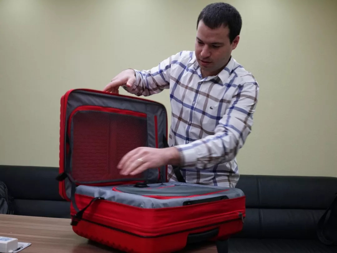 旅行箱怎么设计才能时尚,旅行箱设计排版