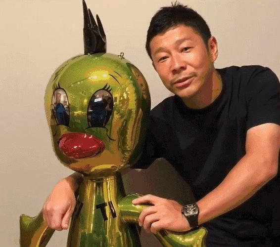 土豪界的泥石流，他花17亿成世界首位坐私人火箭环游月球的人……