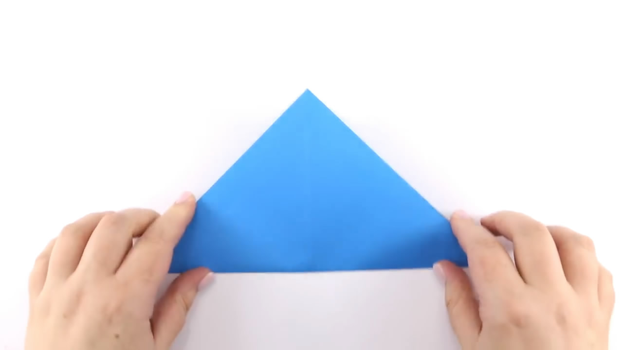 用折纸折出可以装100个硬币的纸船,乌篷船折纸十二种纸船的折法图解