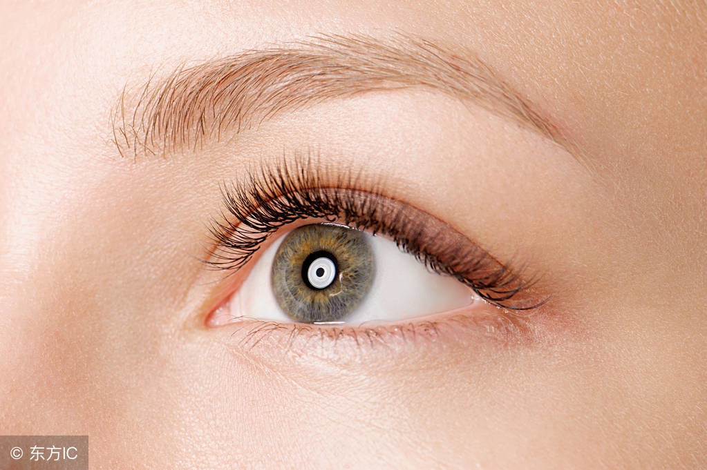 青光眼眼药水可以让睫毛变黑吗,治疗青光眼的眼药水能增长眉毛吗