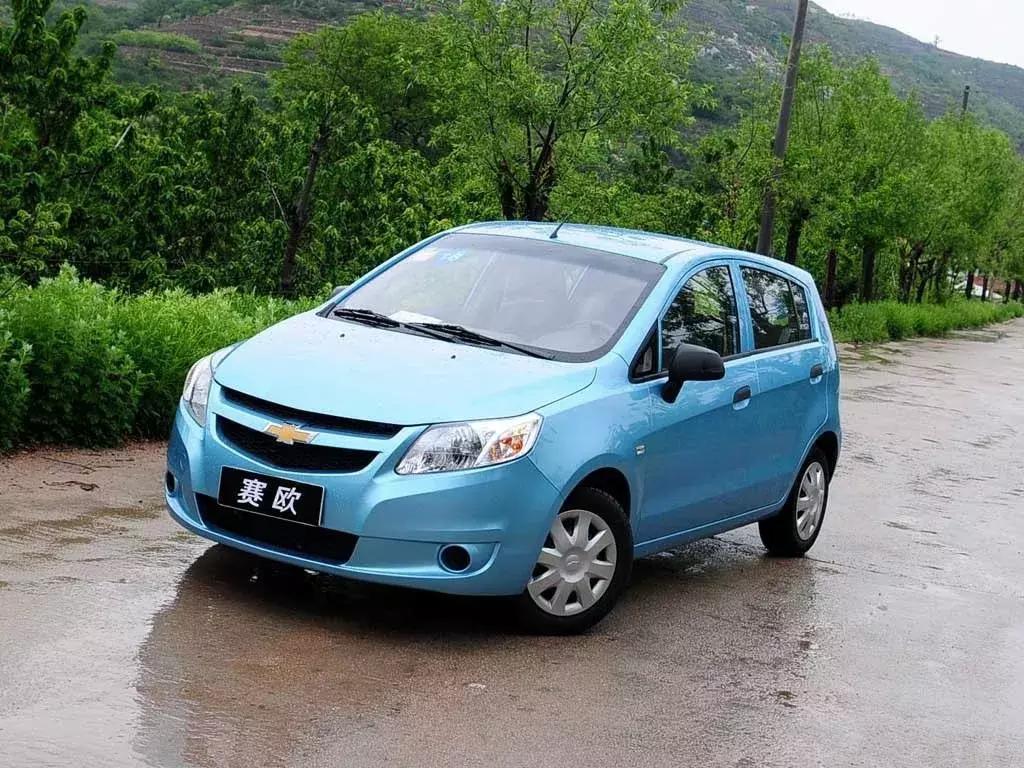 花1万多买个苹果手机,花一万块钱买iphone13