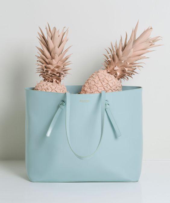 皮质包包脏了,大牌包包怎么清洗和保养