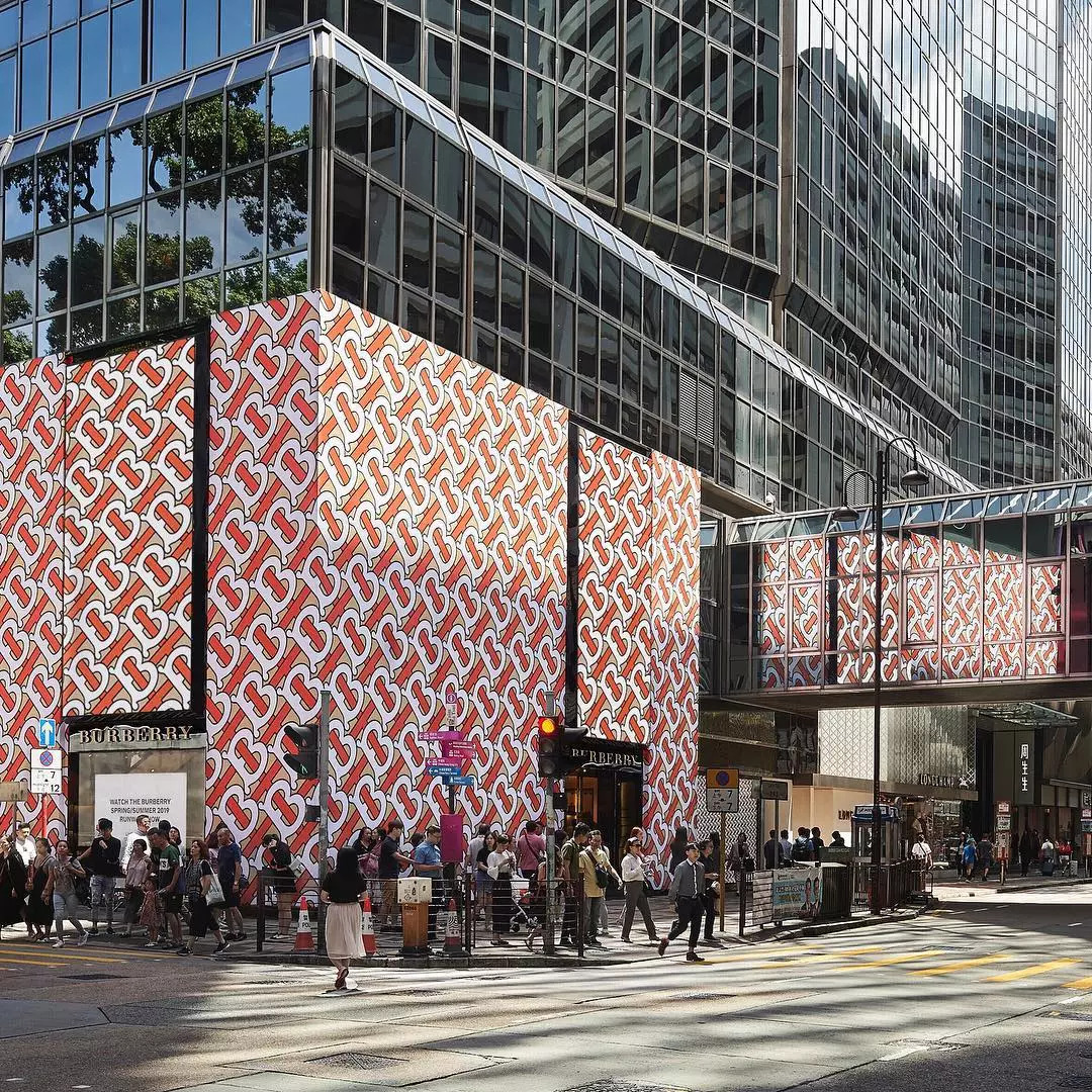 现在的burberry,burberry新设计师商品