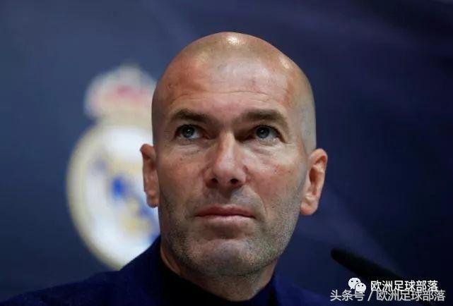 回顾齐达内的精彩过人,齐达内第一次执教皇马时间