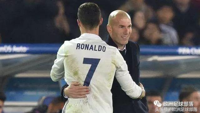 回顾齐达内的精彩过人,齐达内第一次执教皇马时间